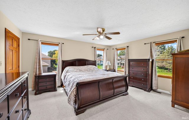 52103 Brendon Hills Drive, Granger, IN 46530