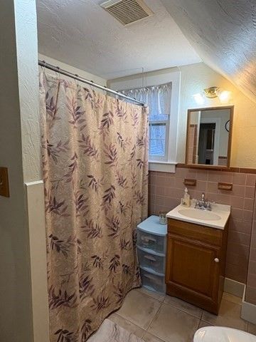 93 Aldrich Rd, Bridgewater, MA 02324
