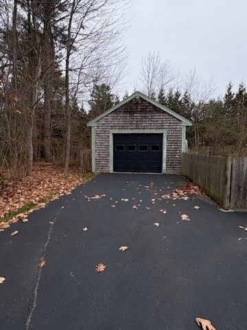93 Aldrich Rd, Bridgewater, MA 02324