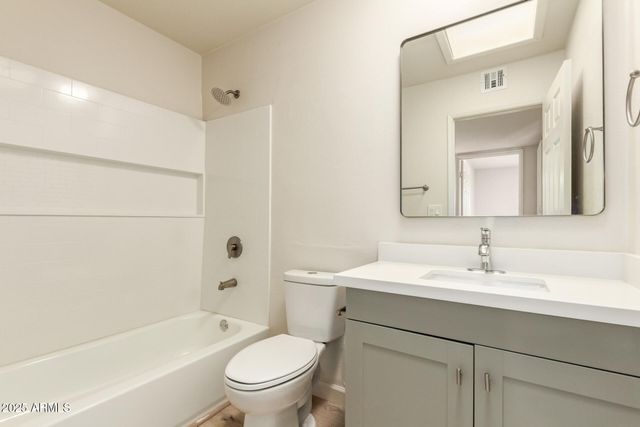 10452 W MEADE Drive, Sun City, AZ 85351