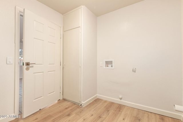 10452 W MEADE Drive, Sun City, AZ 85351