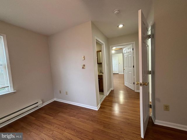 29 CRESCENT AVE, Woodbury, NJ 08096