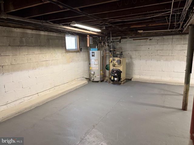 29 CRESCENT AVE, Woodbury, NJ 08096