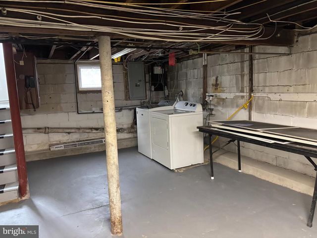 29 CRESCENT AVE, Woodbury, NJ 08096