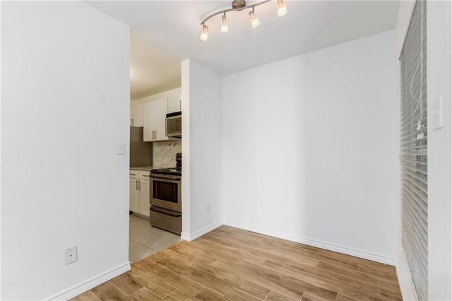 400 W 35th. ST 103, Austin, TX 78705