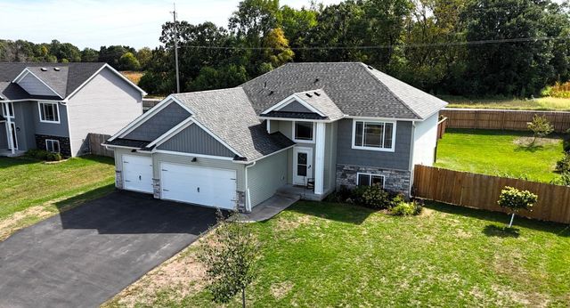 707 Hickory Street SW, Isanti, MN 55040