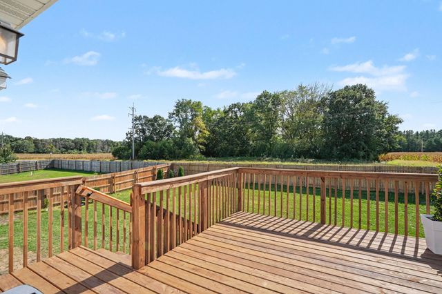 707 Hickory Street SW, Isanti, MN 55040