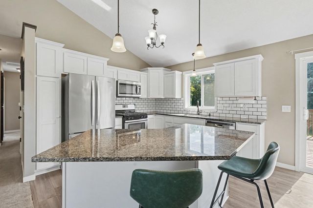 707 Hickory Street SW, Isanti, MN 55040