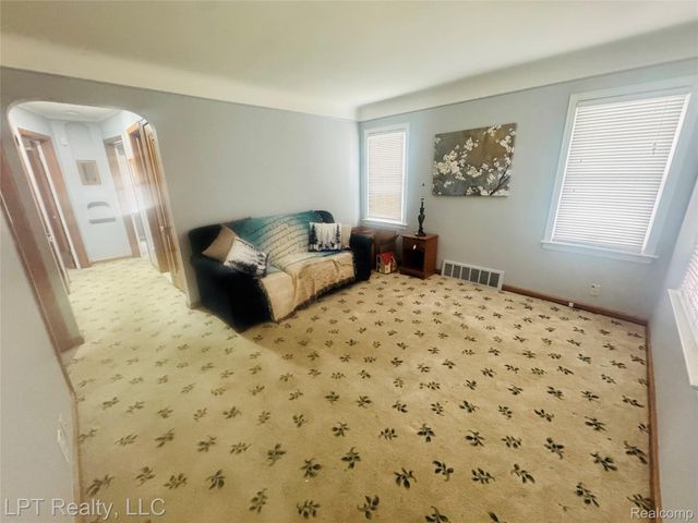 3078 Chandler Avenue, Lincoln Park, MI 48146