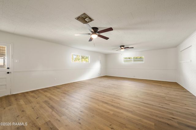 207 Doc Duhon Street, Lafayette, LA 70501