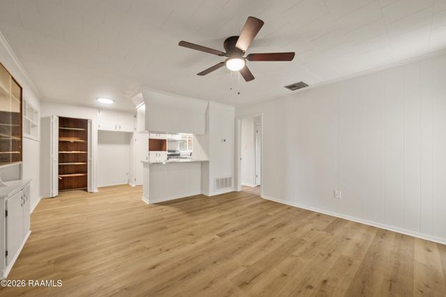 207 Doc Duhon Street, Lafayette, LA 70501
