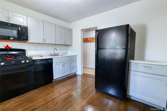 1855 21st Drive, Astoria, NY 11105