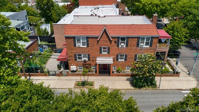 1855 21st Drive, Astoria, NY 11105
