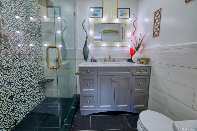 1855 21st Drive, Astoria, NY 11105
