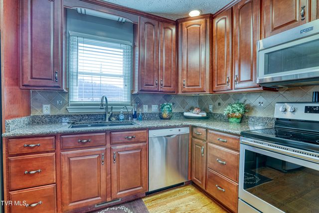 604 Snapps Ferry Road, Kingsport, TN 37663