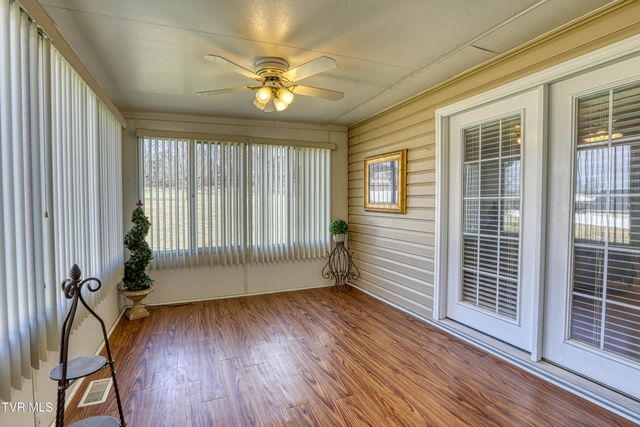 604 Snapps Ferry Road, Kingsport, TN 37663