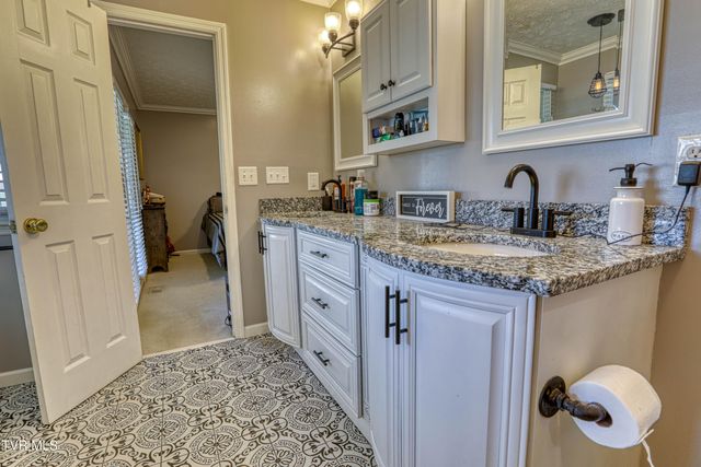 604 Snapps Ferry Road, Kingsport, TN 37663