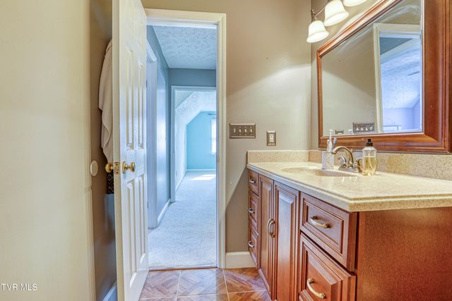 604 Snapps Ferry Road, Kingsport, TN 37663