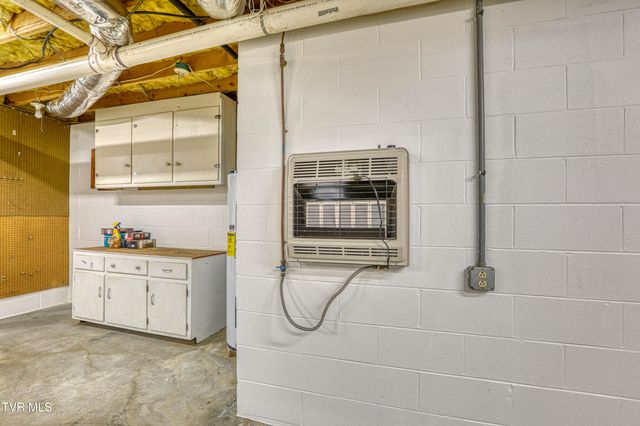 604 Snapps Ferry Road, Kingsport, TN 37663