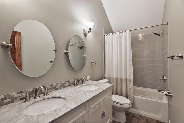258 Canyon Drive, Columbus, OH 43214
