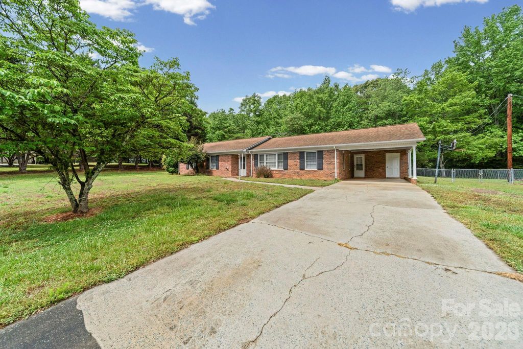 4510 Springview Drive, Monroe, NC 28112