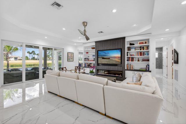 155 Tresana Boulevard 105, Jupiter, FL 33478