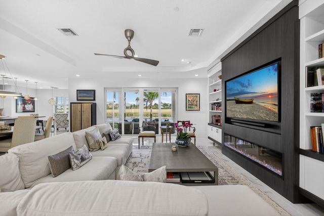 155 Tresana Boulevard 105, Jupiter, FL 33478