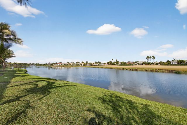 155 Tresana Boulevard 105, Jupiter, FL 33478