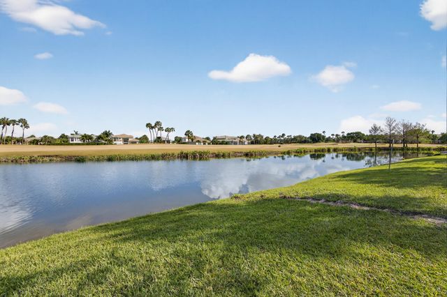 155 Tresana Boulevard 105, Jupiter, FL 33478