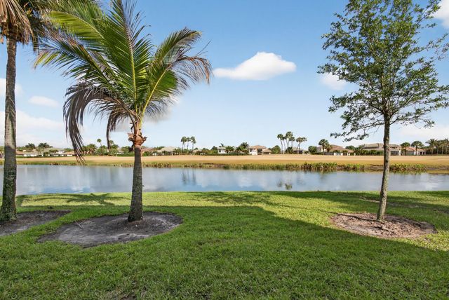 155 Tresana Boulevard 105, Jupiter, FL 33478