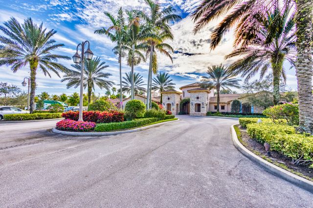 155 Tresana Boulevard 105, Jupiter, FL 33478