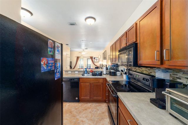 2915 SW 35TH PLACE 102, Gainesville, FL 32608