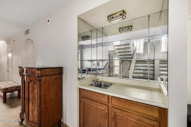 10484 E FANFOL Lane, Scottsdale, AZ 85258