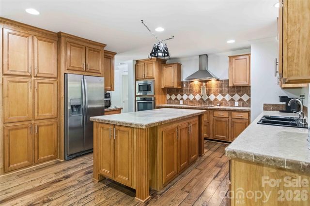 174 Little Pine Drive, Smyrna, SC 29743