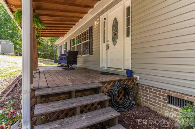 174 Little Pine Drive, Smyrna, SC 29743