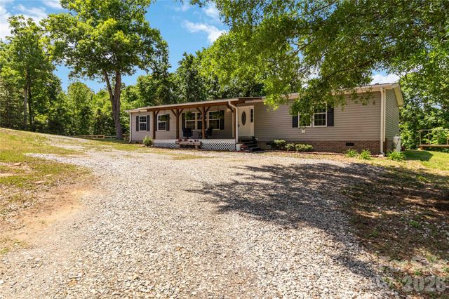 174 Little Pine Drive, Smyrna, SC 29743