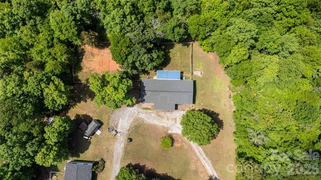174 Little Pine Drive, Smyrna, SC 29743