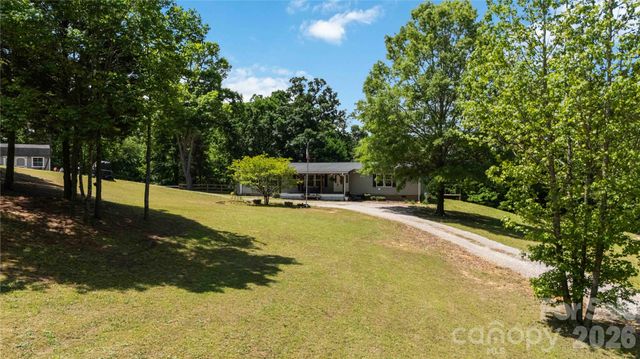 174 Little Pine Drive, Smyrna, SC 29743