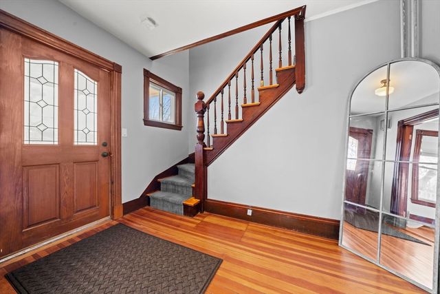 7 Sweetser Ave, Reading, MA 01867