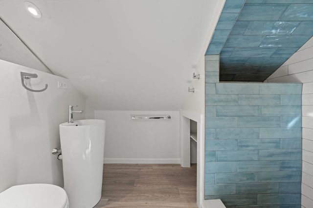 7 Sweetser Ave, Reading, MA 01867