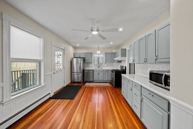 7 Sweetser Ave, Reading, MA 01867