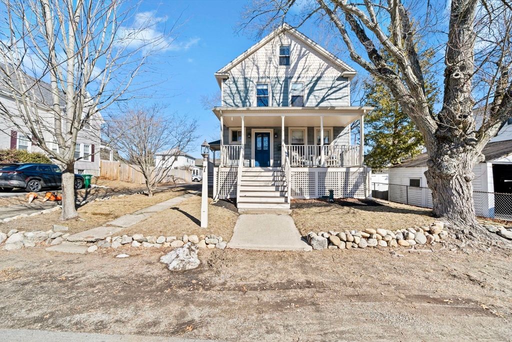 7 Sweetser Ave, Reading, MA 01867