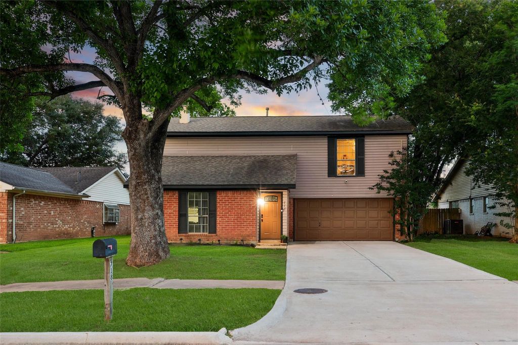 718 William Morton Drive, Richmond, TX 77406