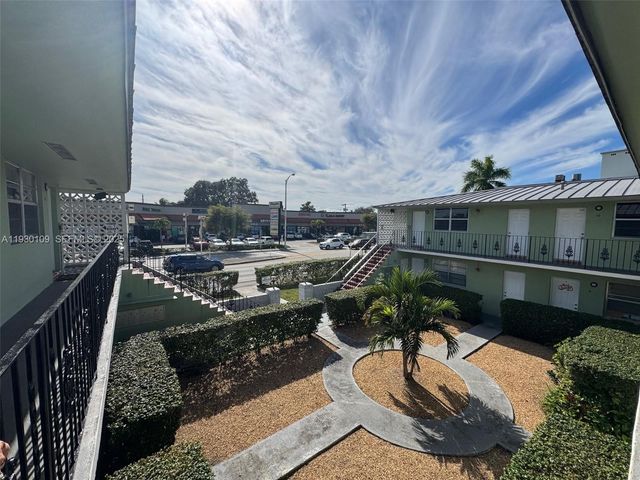 6451 W Flagler St 9, Miami, FL 33144