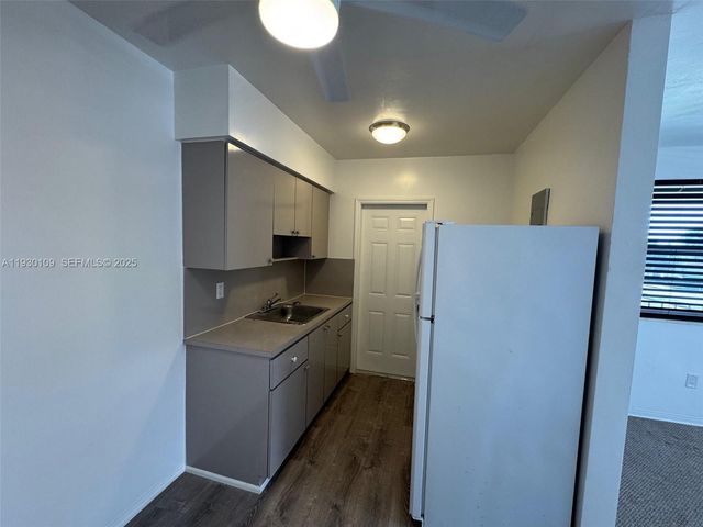 6451 W Flagler St 9, Miami, FL 33144