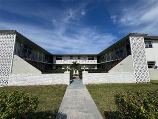 6451 W Flagler St 9, Miami, FL 33144