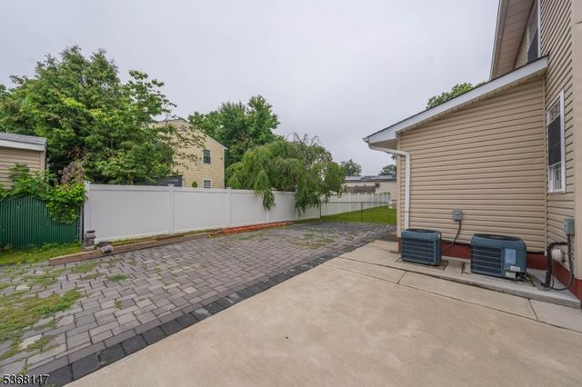 507 Cedarbrook Ave, South Plainfield Boro, NJ 07080