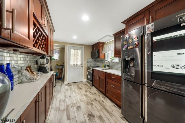 507 Cedarbrook Ave, South Plainfield Boro, NJ 07080