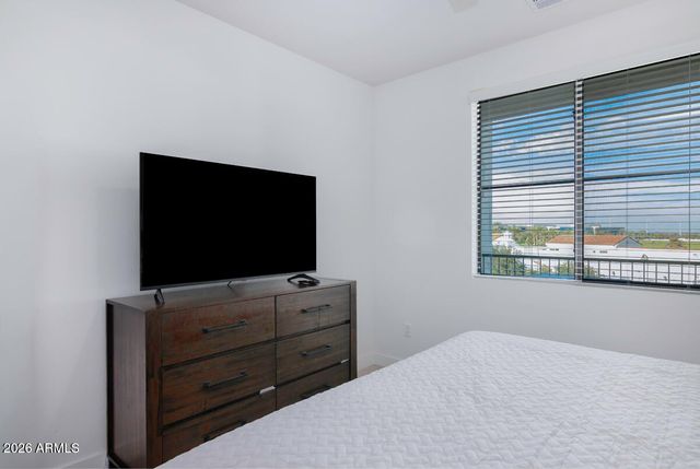 2511 W QUEEN CREEK Road 380, Chandler, AZ 85248
