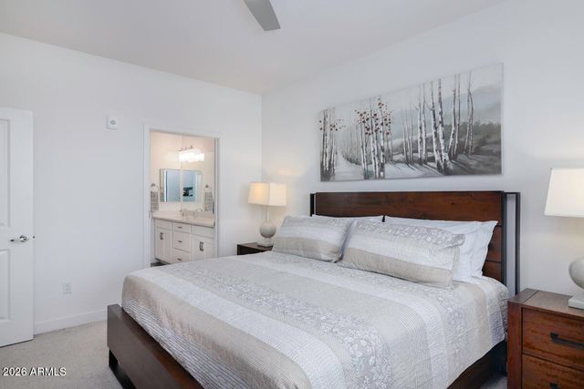 2511 W QUEEN CREEK Road 380, Chandler, AZ 85248